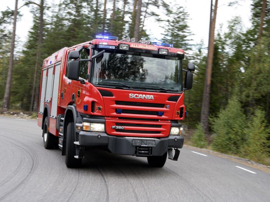  Scania P380 4x4 Crew Cab Fire Engine 2005 года  (фото 2 из 2)
